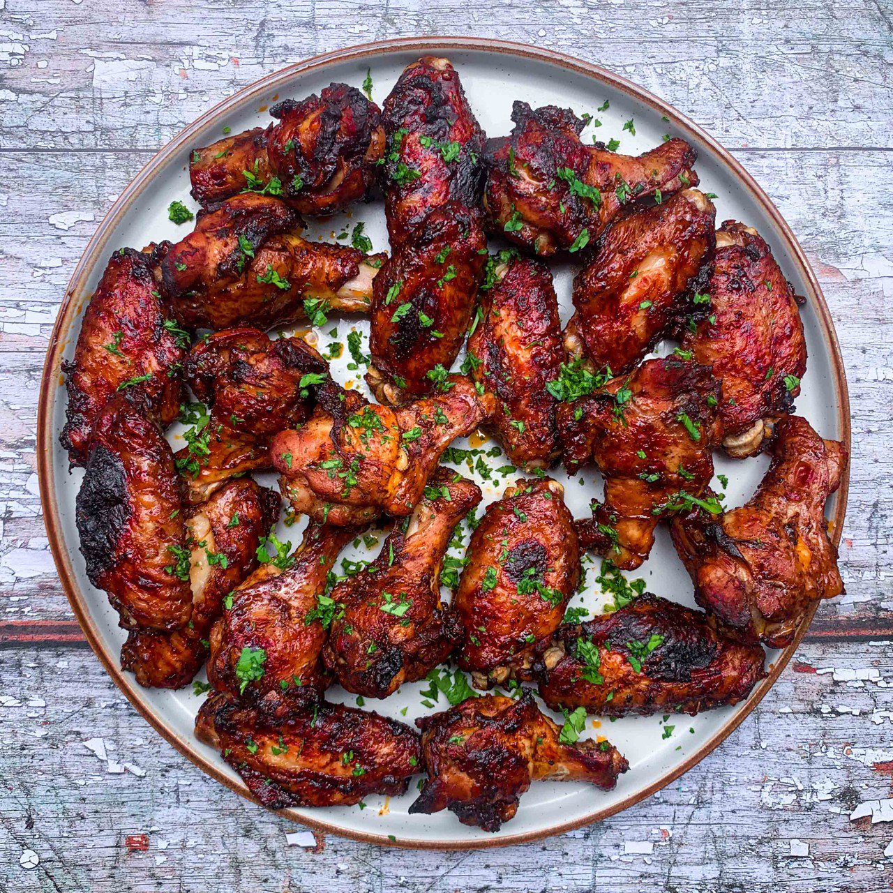 Black Garlic Chicken Wings